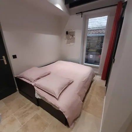 La Studette Du Theatre Apartment